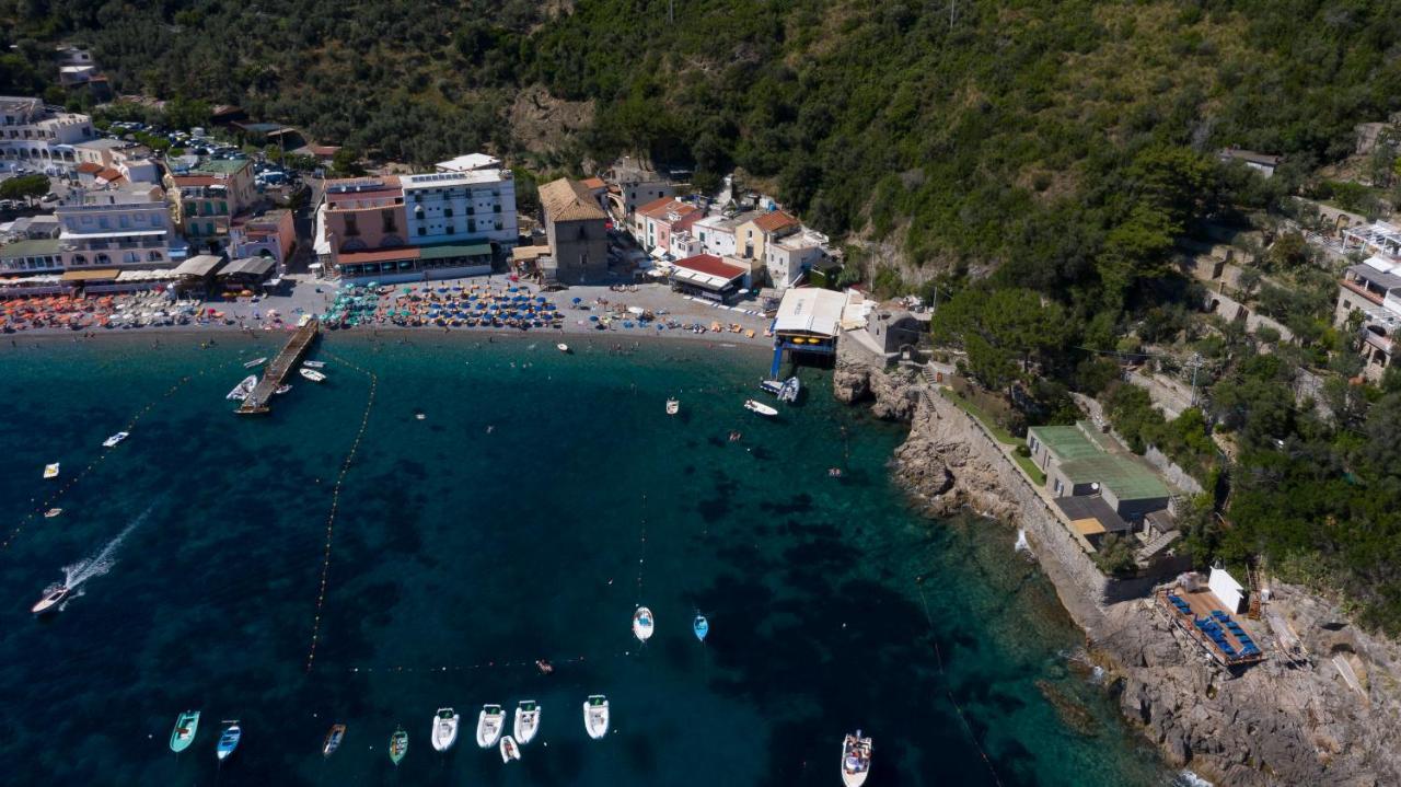 Olga'S Relais Aparthotel Massa Lubrense Exteriör bild