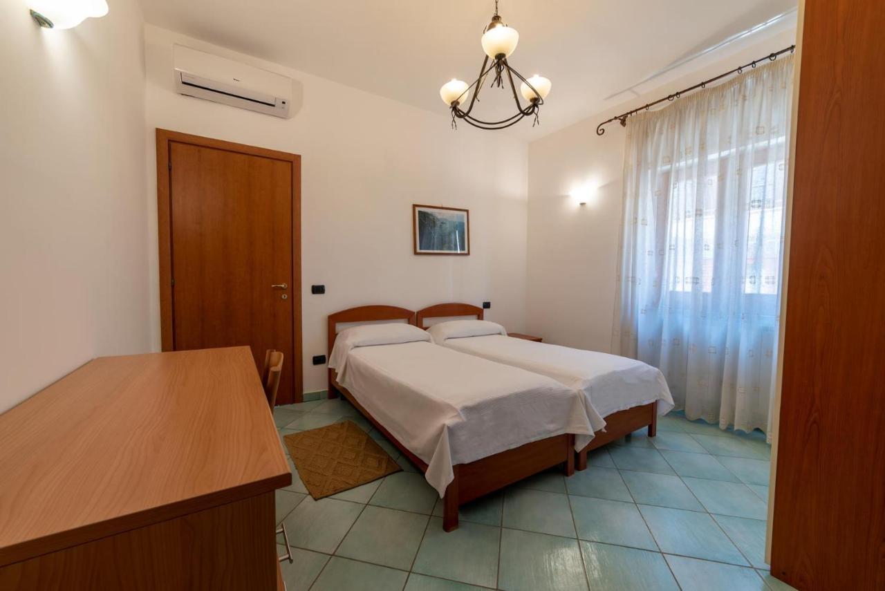 Olga'S Relais Aparthotel Massa Lubrense Exteriör bild