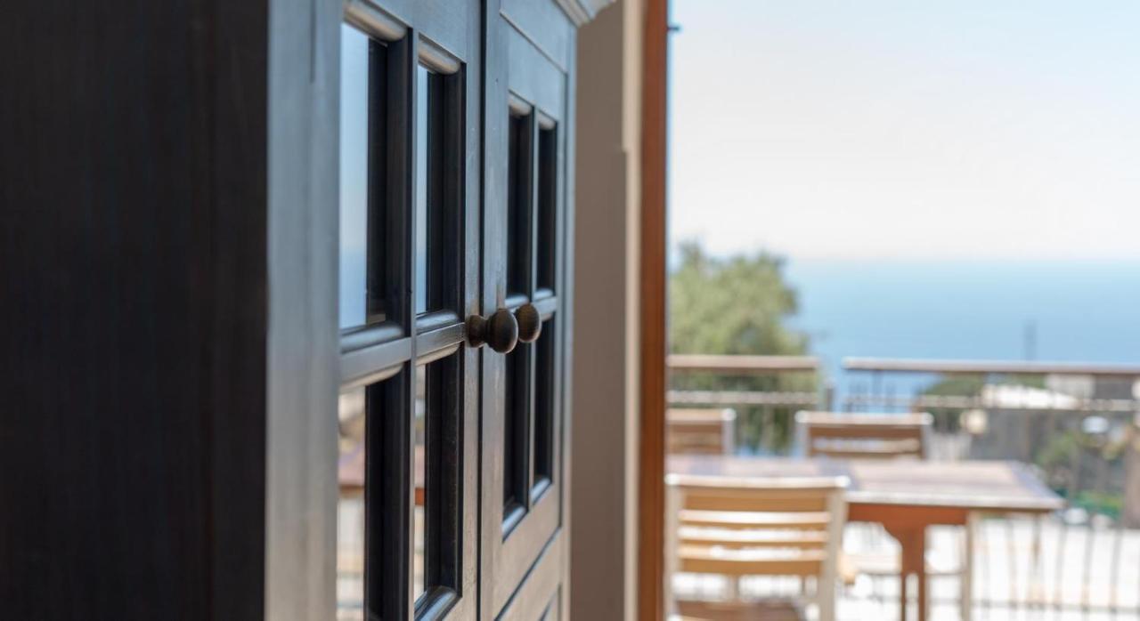 Olga'S Relais Aparthotel Massa Lubrense Exteriör bild