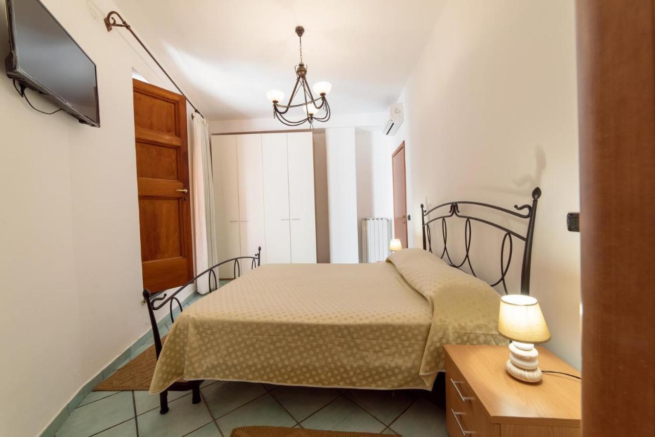 Olga'S Relais Aparthotel Massa Lubrense Exteriör bild